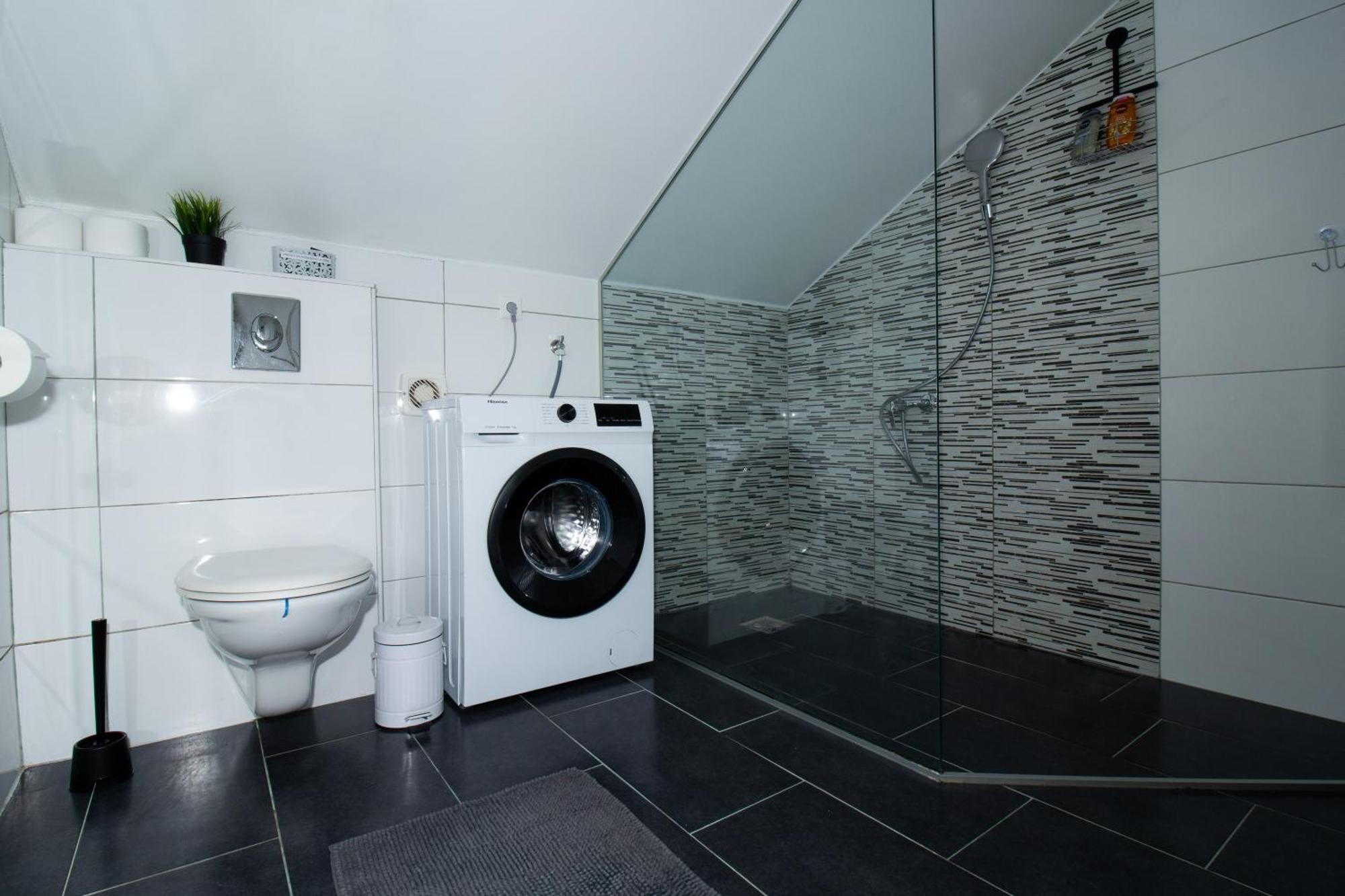 Apartman Keti Donja Lomnica ภายนอก รูปภาพ